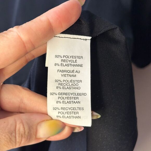 Vuori Short Sleeve Viewpoint Performance Tee - black sz medium - Picture 5 of 6